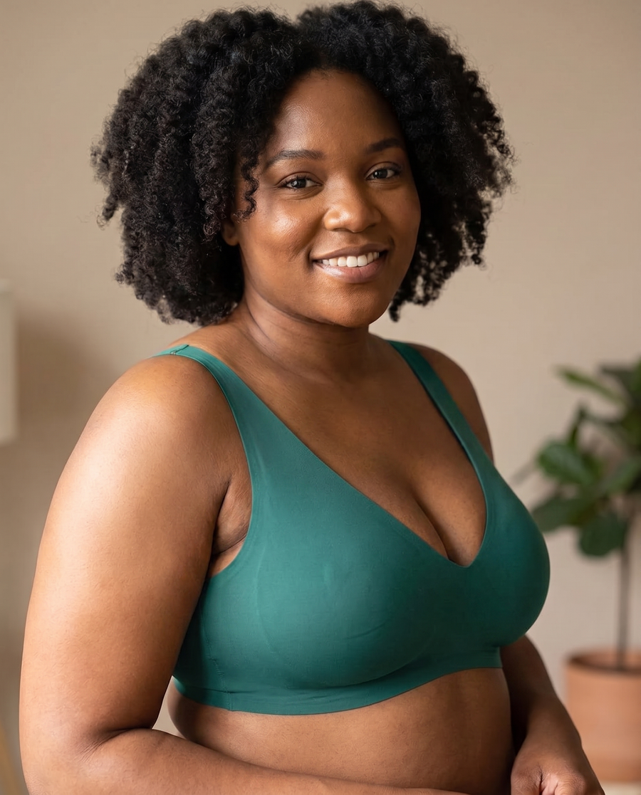 Customer showing natural lift from the bra